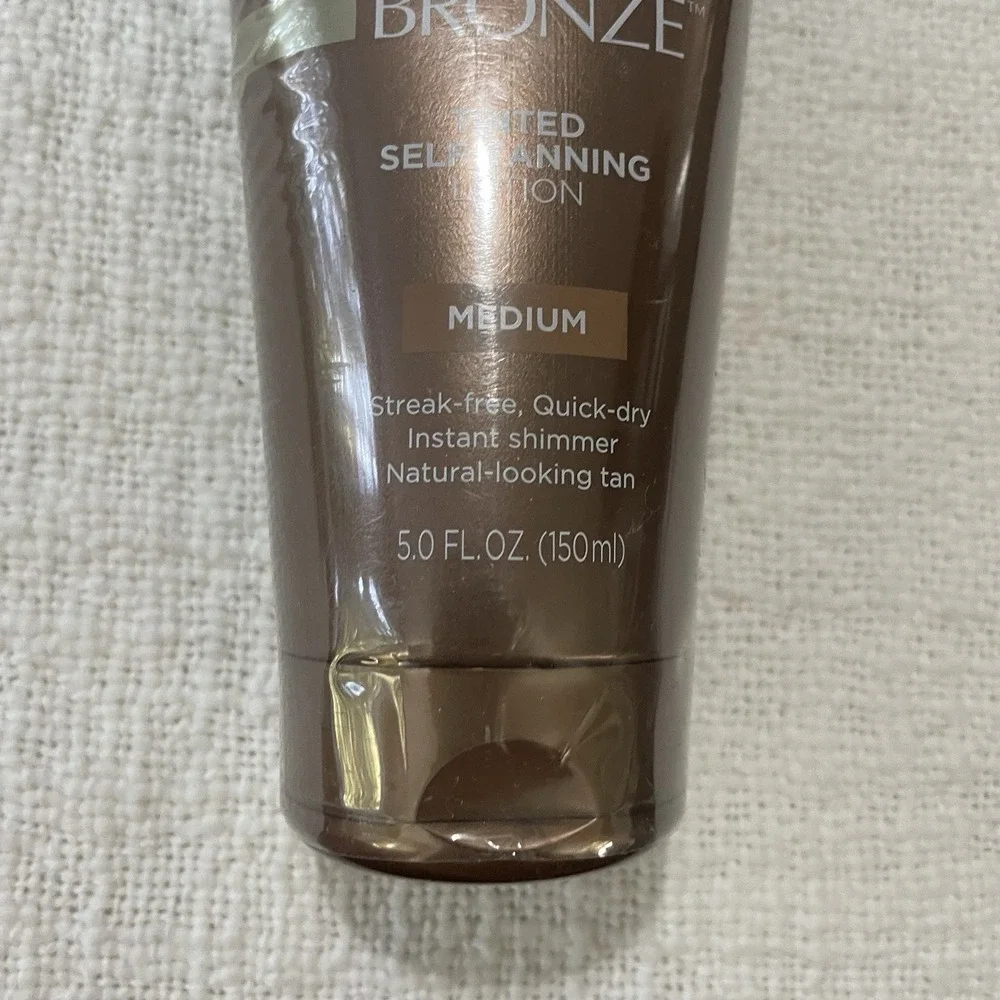 L'Oreal Paris Sublime Bronze Tinted Self Tanning Lotion  Medium 5 oz Travel Size